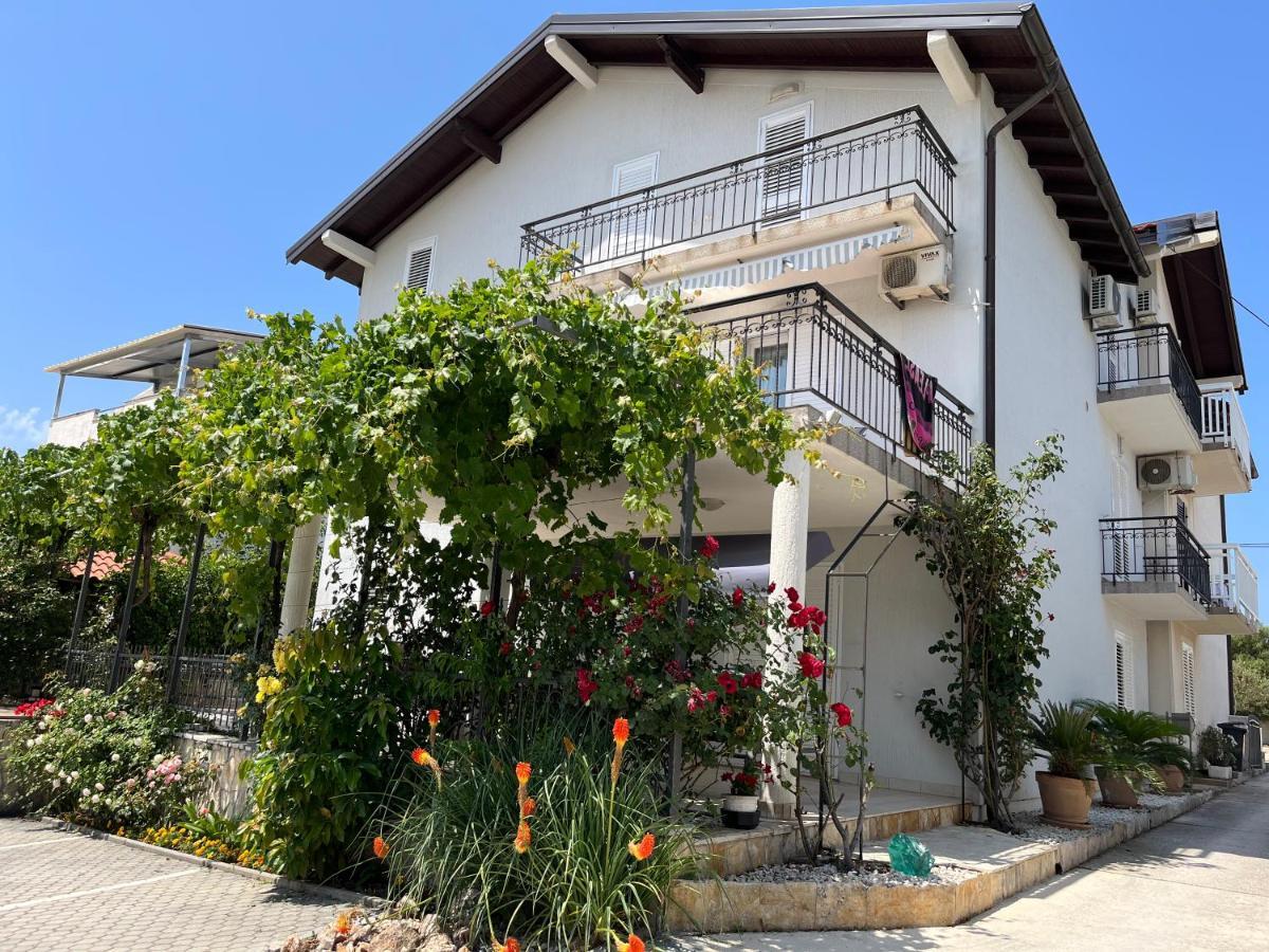 Apartments Logos Trogir Exterior foto